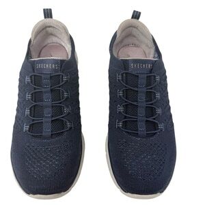 Skechers Women’s Size 7.5 Virtue Show Runner Navy air comfort memory foam shoes